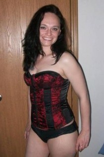 , 22  female escort, janesville